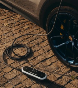 Porsche Mobile Charger